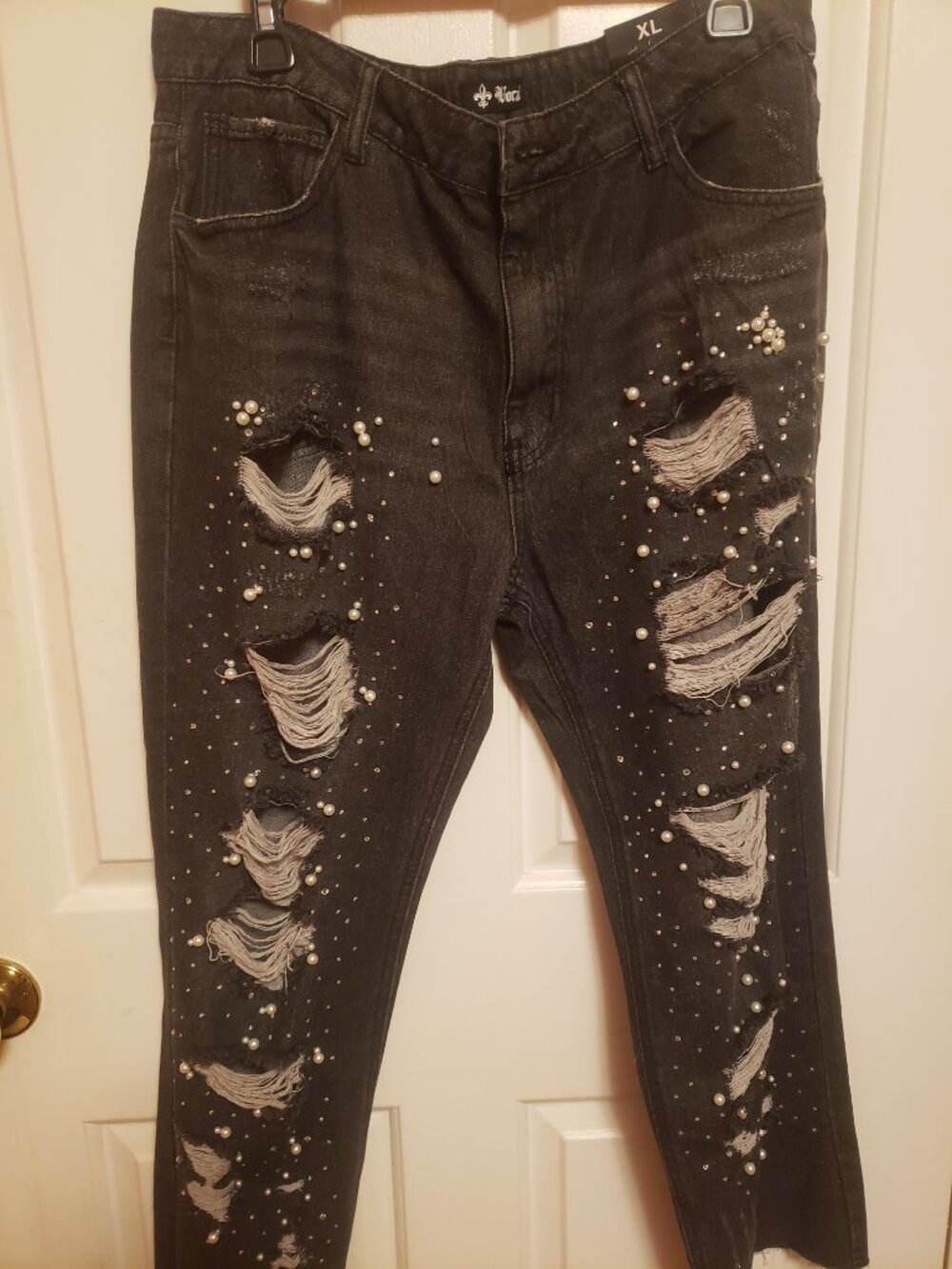 Vocal distressed Jeans.